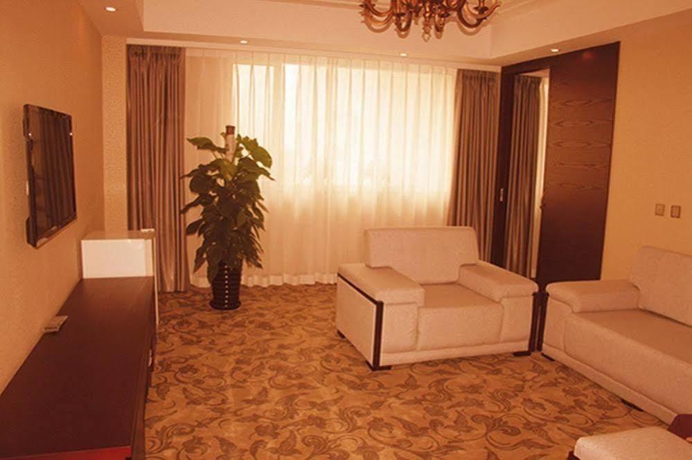 Shenyang Airport Hotel Exterior photo